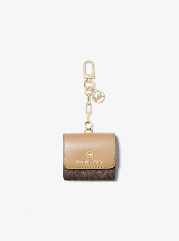 Damske Puzdro Na Mobil Michael Kors Logo Clip Case For Apple AirPods® Hnede - Doplnky Michael Kors Nejlevnejsi | TPHBI-7831